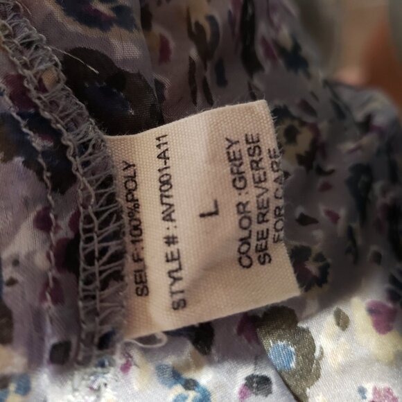 A'reve L Women' Vest Kimono top Gray Floral Lace Crochet Boho Cottage Flowy - Picture 6 of 6